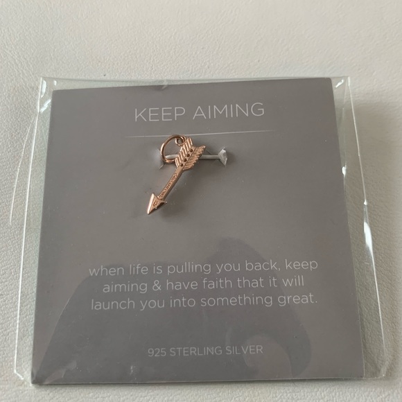 CORE™ Origami Owl 7.25” rose gold bangle with 3 mementos - Picture 3 of 7